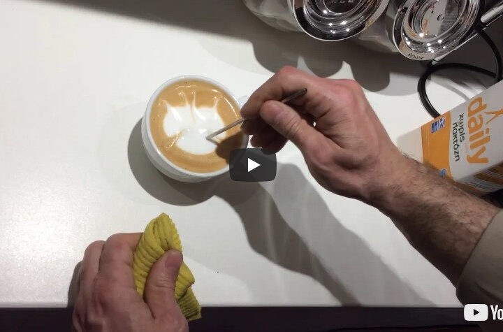 BUTTERFLY LATTE ART